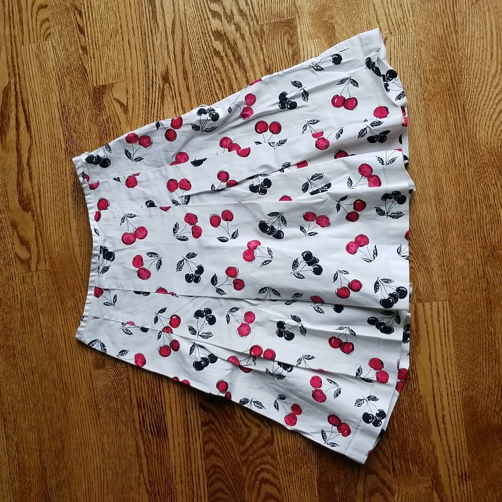 (6) Cleo Petite Pleated Cherry Print Midi Skirt Cotton  A-Line Business Casual